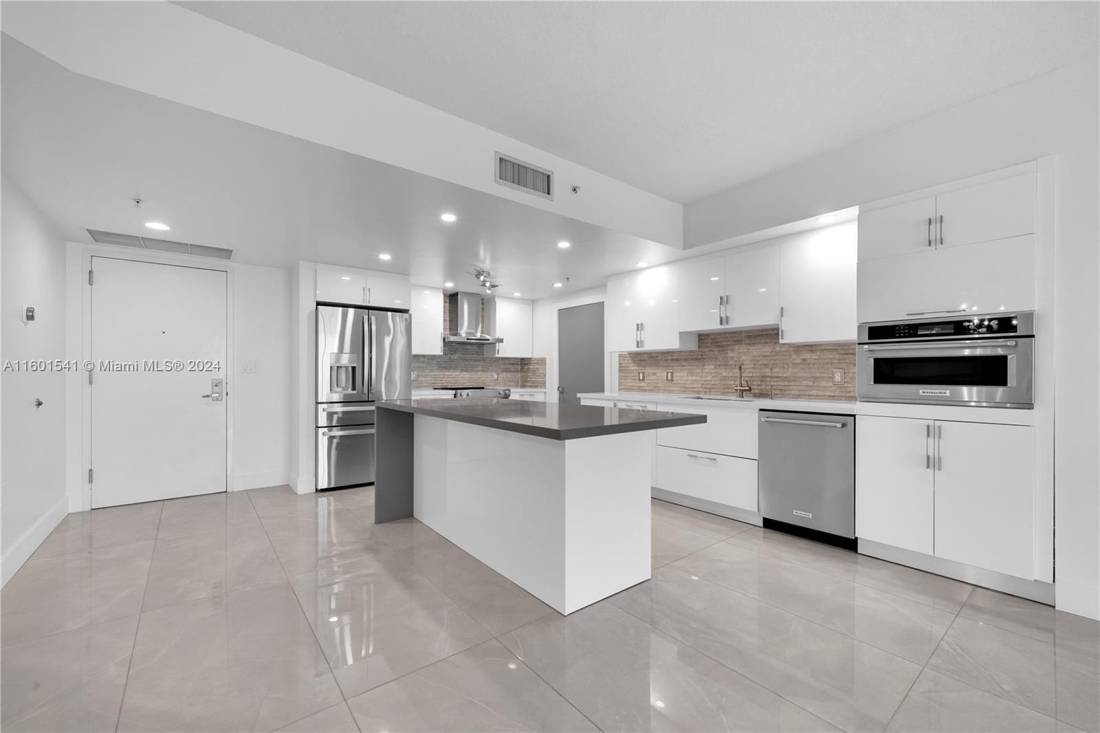 9055 Southwest 73rd Ct Unit 1605