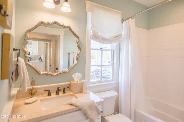 $393,000 | 7 Back Cove Circle, Unit 32C, Oriental, NC 28571