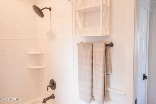 $393,000 | 7 Back Cove Circle, Unit 32C, Oriental, NC 28571