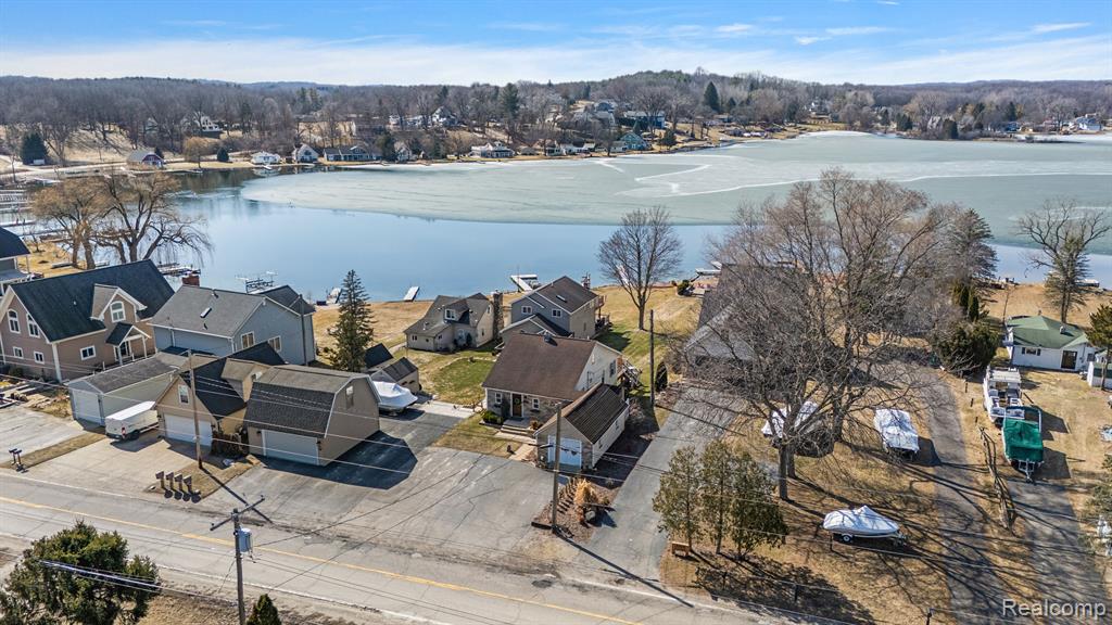 2448 Allen Road Ortonville, MI 48462 - Photo 34 of 36