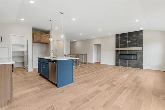 $469,950 | 17756 Houston Street, Gardner, KS 66030