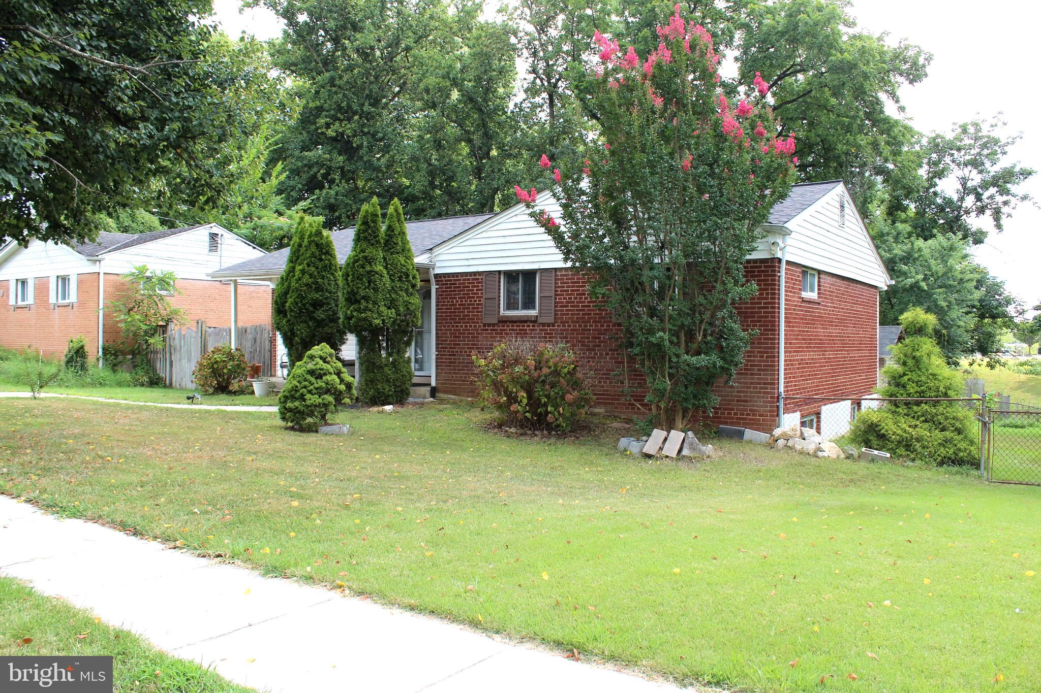 4114 Southend Road Rockville, MD 20853 - Photo 4 of 27