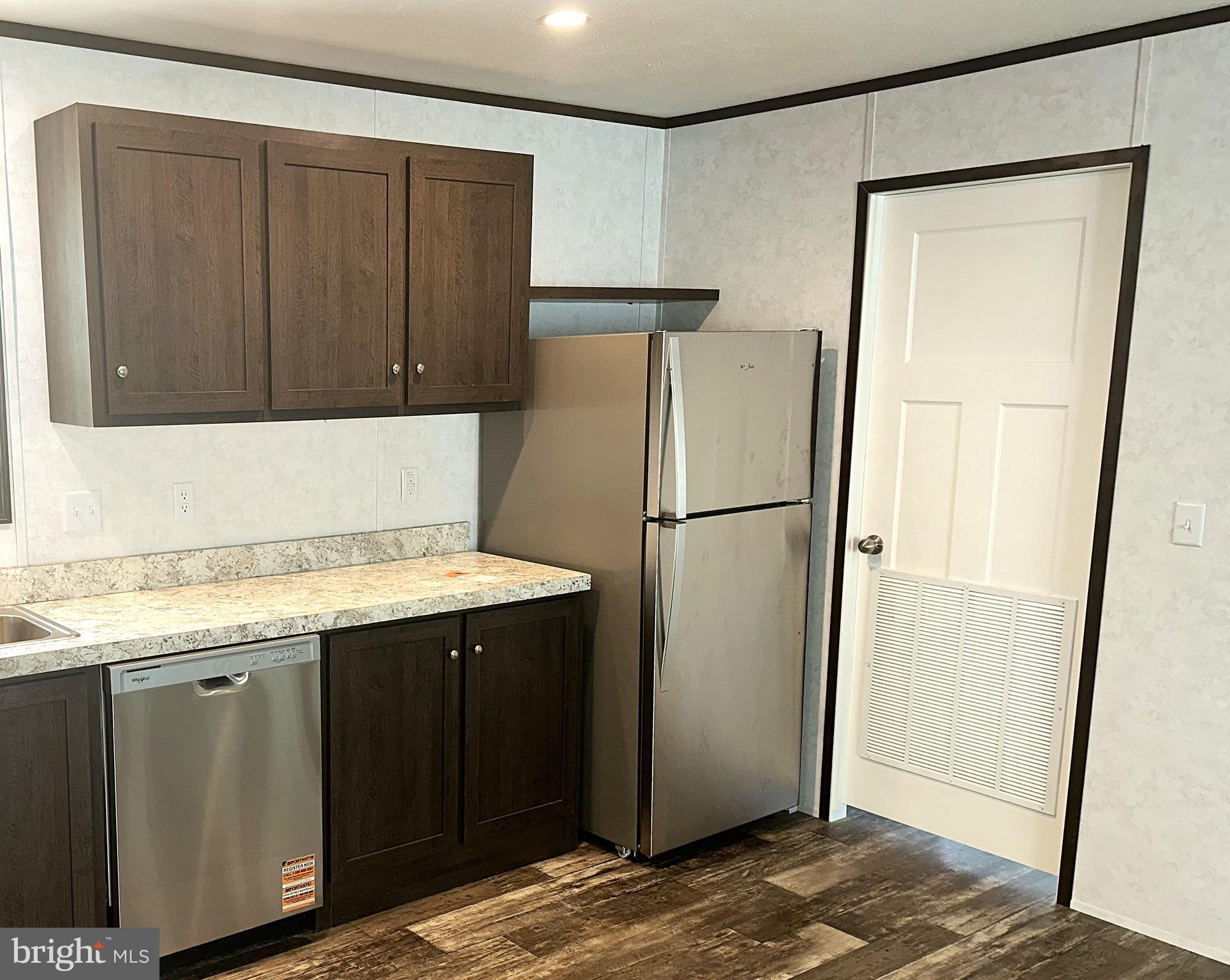 2439 Fairmount Road, Unit 35 Hampstead, MD 21074 - Photo 4 of 27 Gallery Image 4