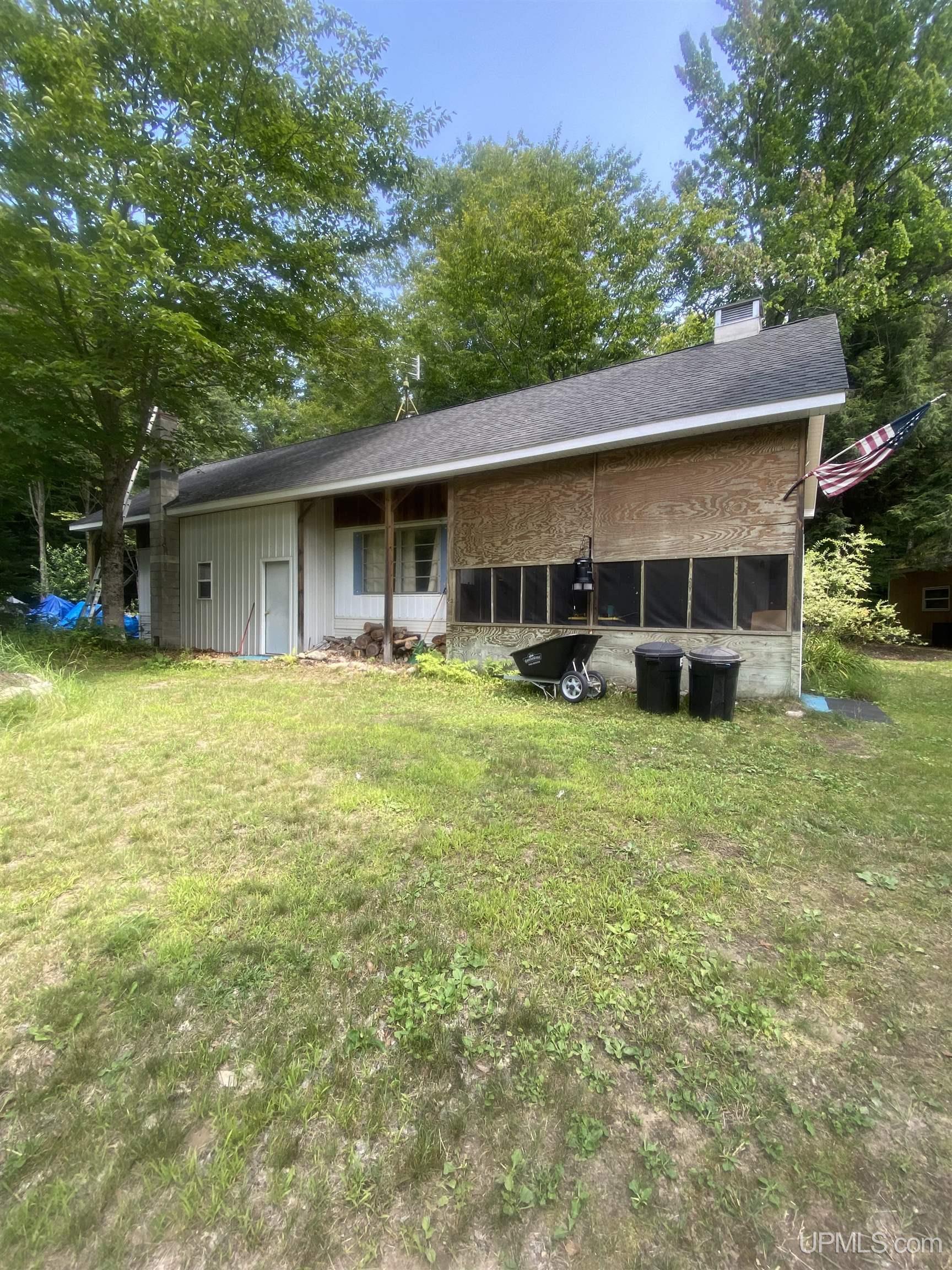 6530 Crossover Road Munising, MI 49862 - Photo 3 of 19