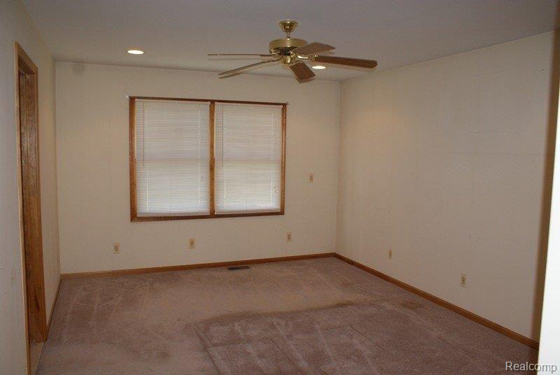 3595 Jones Road North Branch, MI 48461 - Photo 11 of 18 DSC03956