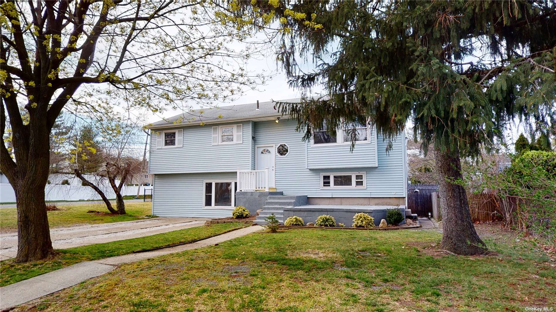 407 Hawkins Road Selden, NY 11784 - Photo 1 of 1 Gallery Image 1