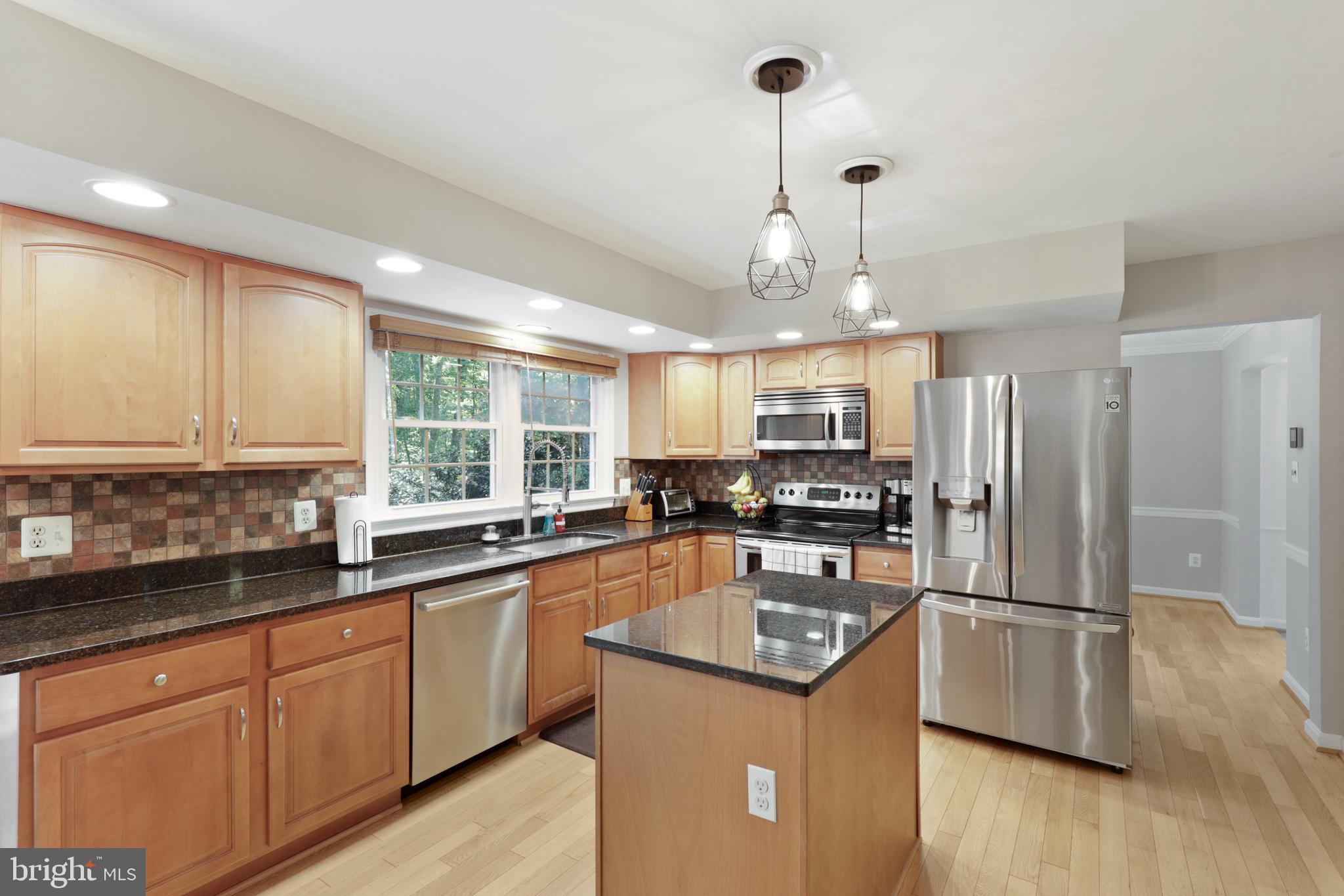 2 Carrollton Road Sterling, VA 20165 - Photo 8 of 40 kitchen with island
