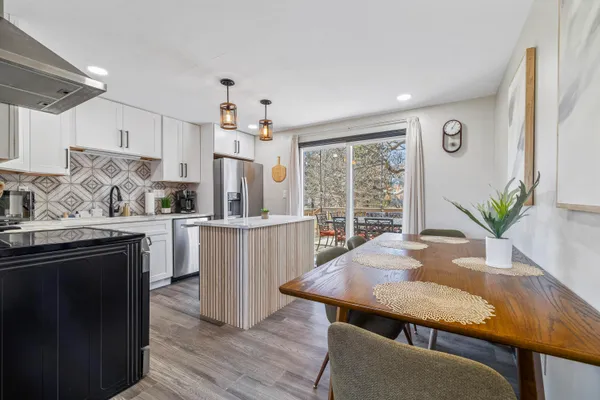 $425,000 | 1074 Mobile Street, Lake Geneva, WI 53147