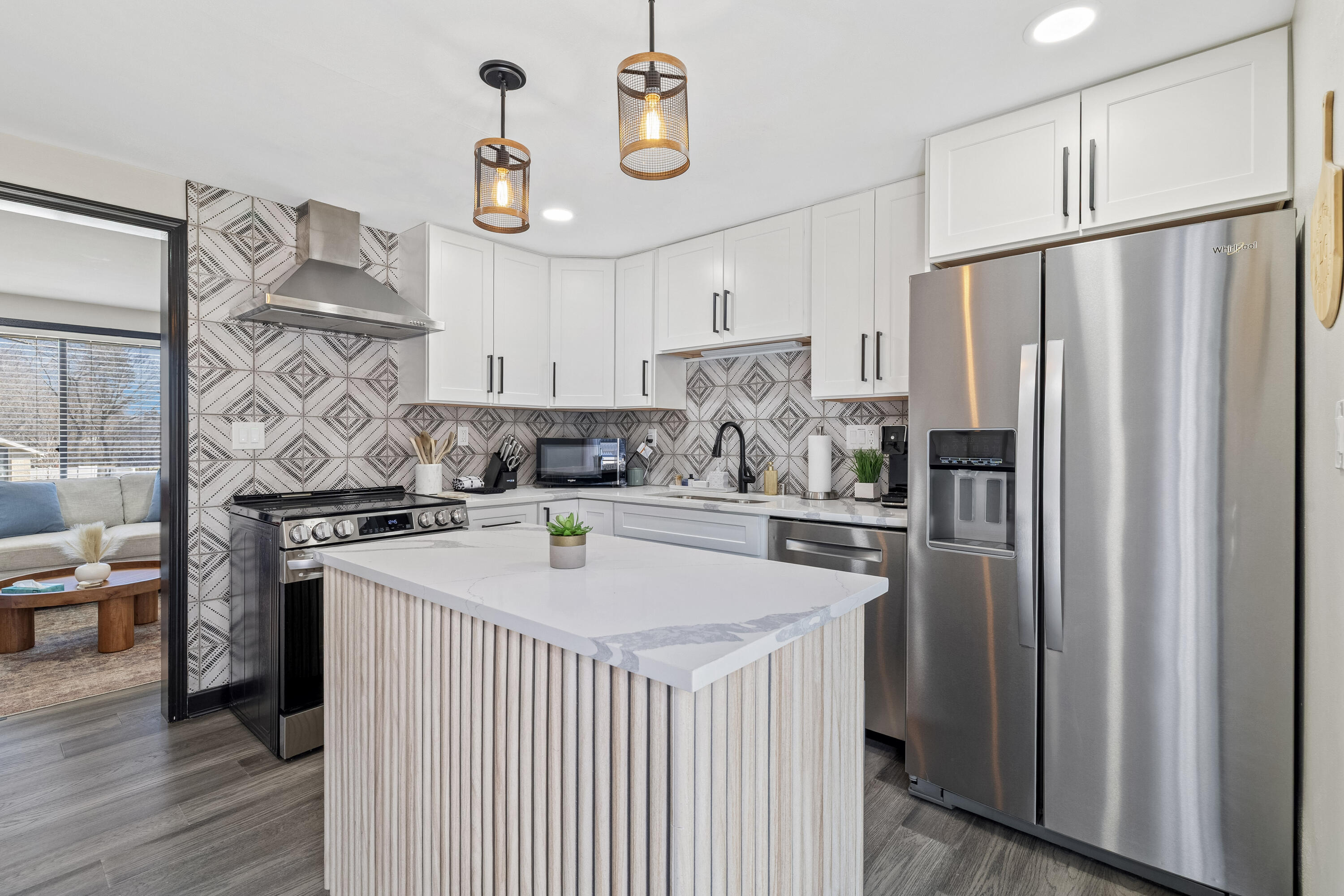 1074 Mobile Street Lake Geneva, WI 53147 - Photo 7 of 16 5-07