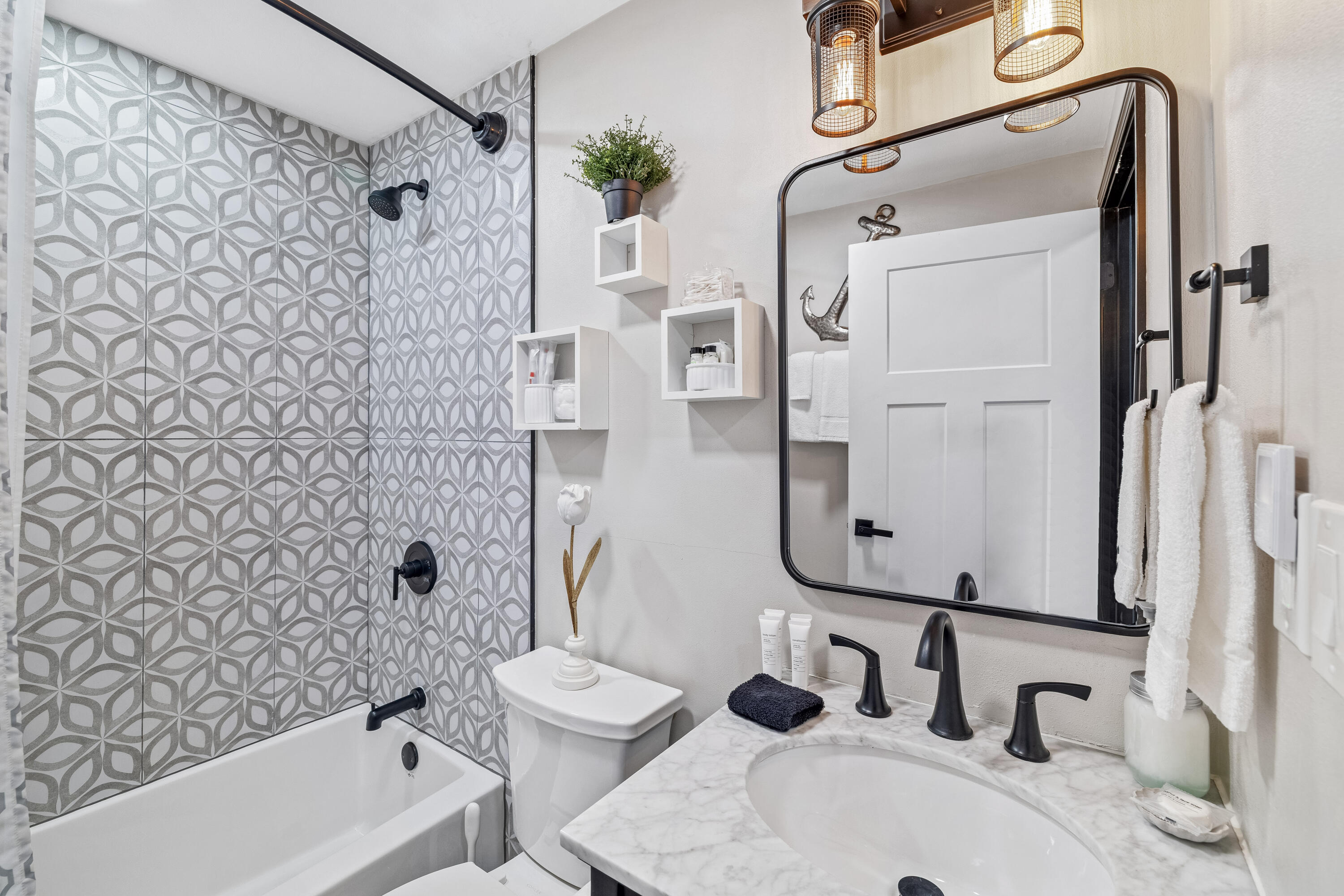 1074 Mobile Street Lake Geneva, WI 53147 - Photo 10 of 16 11-12