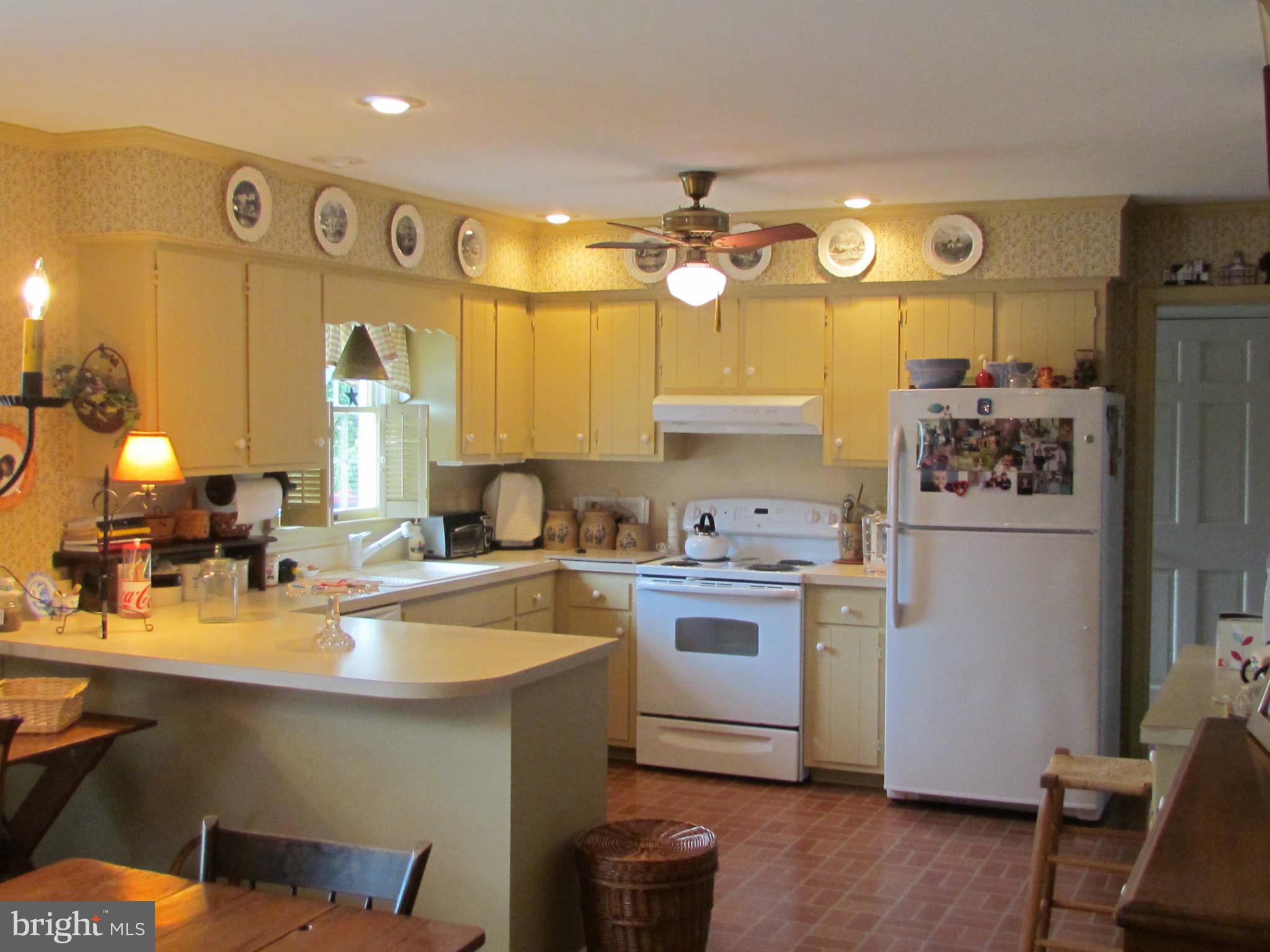 509 Decatur Place Easton, MD 21601 - Photo 9 of 27 Kitchen