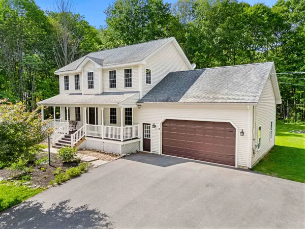 $645,000 | 2 Cate Road, Deerfield, NH 03037