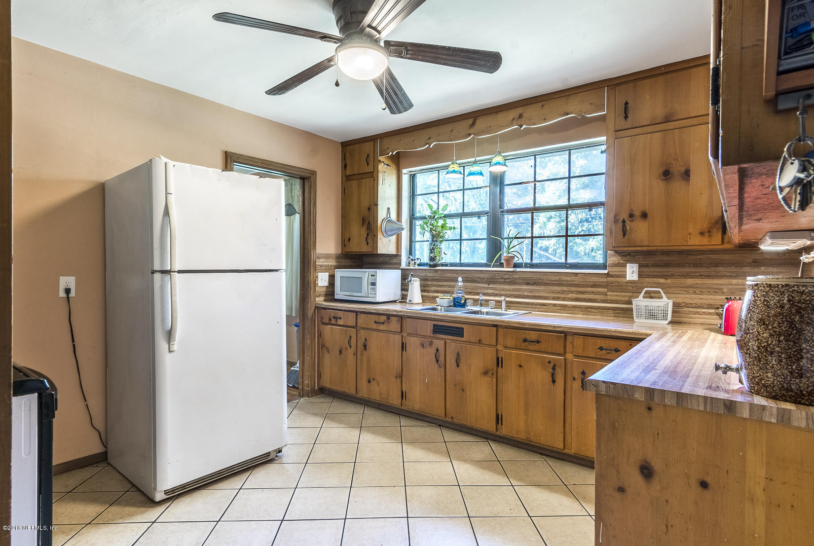 2427 Holly Point Road West Orange Park, FL 32073 - Photo 7 of 33 Kitchen 3