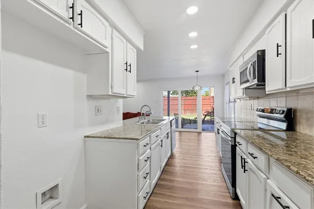 $2,800 | 1715 Southampton Drive, Carrollton, TX 75007