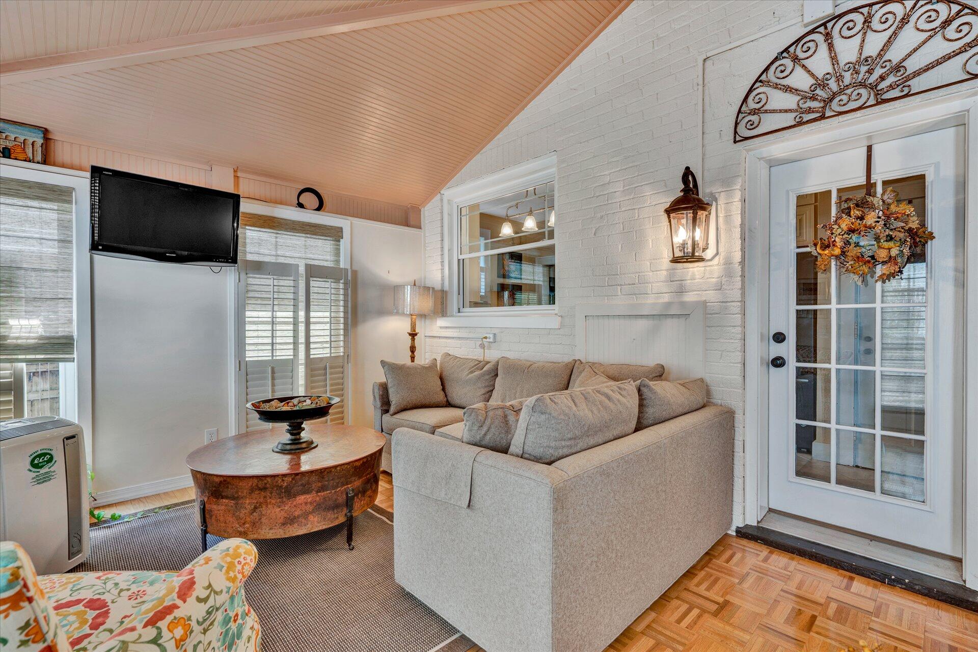 1615 Terrace Road Southwest Roanoke, VA 24015 - Photo 17 of 37 17-DSC2441