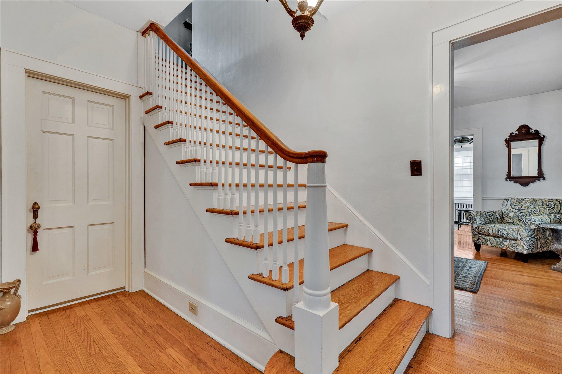 1615 Terrace Road Southwest Roanoke, VA 24015 - Photo 5 of 37 05-DSC2396