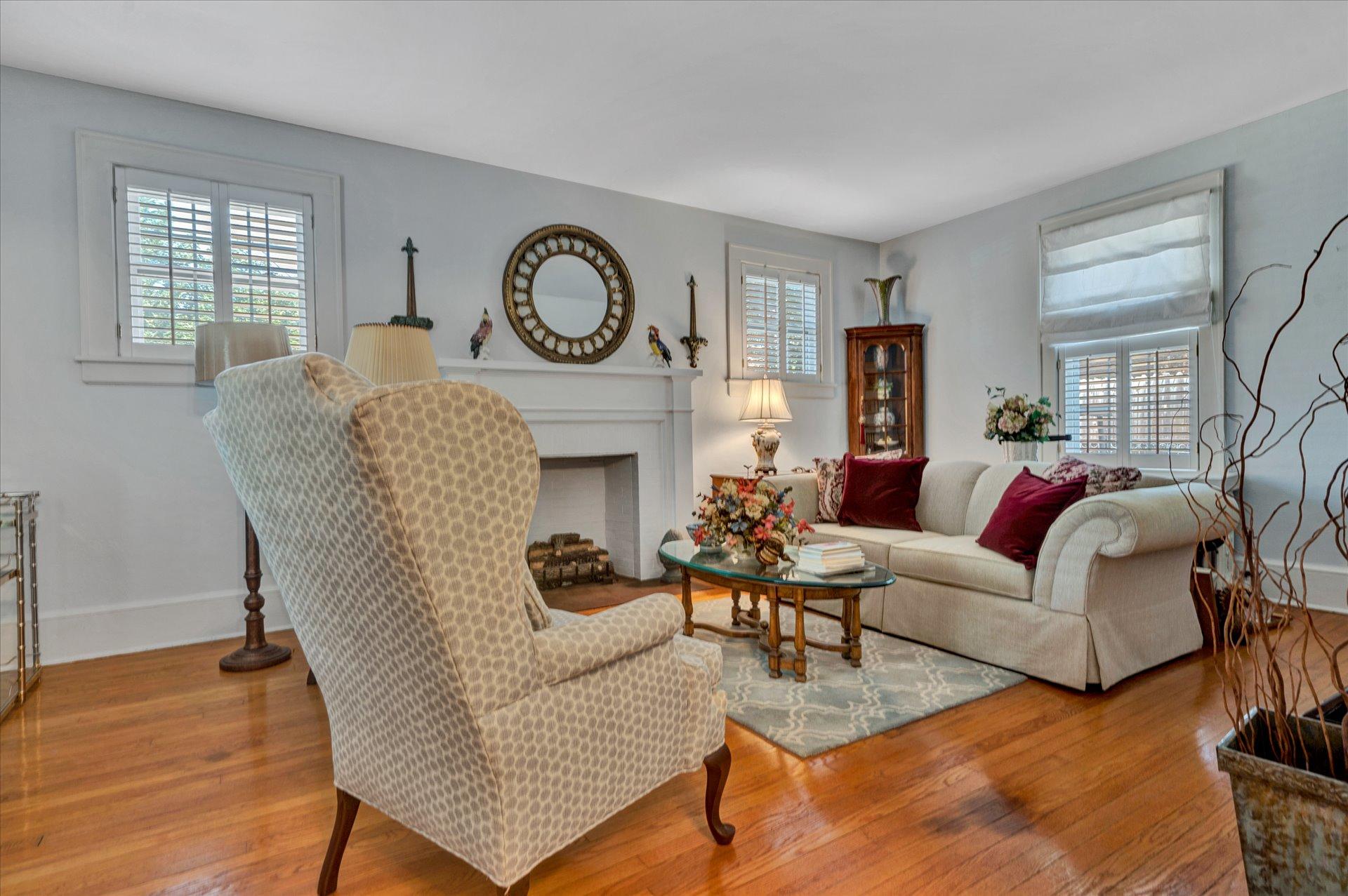 1615 Terrace Road Southwest Roanoke, VA 24015 - Photo 7 of 37 07-DSC2408