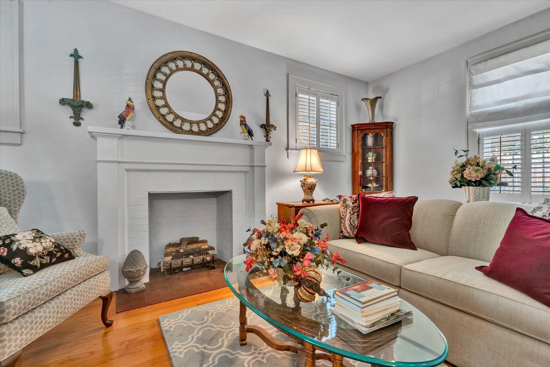 1615 Terrace Road Southwest Roanoke, VA 24015 - Photo 8 of 37 08-DSC2414