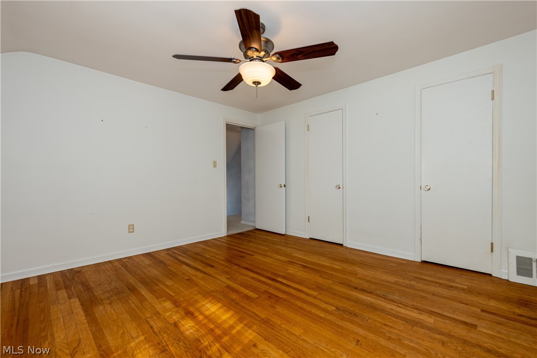1239 Winston Road Cleveland, OH 44121 - Photo 20 of 34