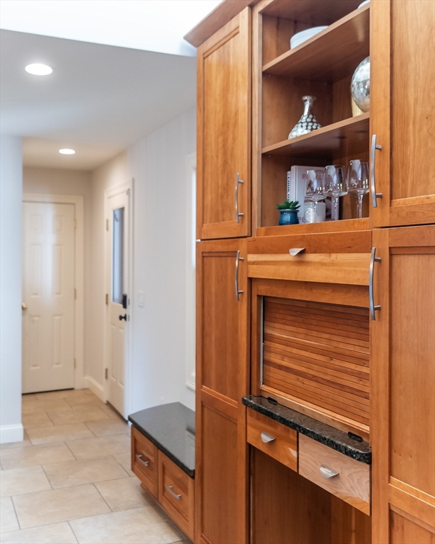 130 Arlington Road Longmeadow, MA 01106 - Photo 23 of 42 Gallery Image 23