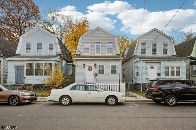 $327,500 | 108 Washington Avenue, Irvington, NJ 07111
