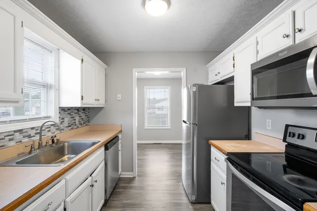 $1,395 | 339 Pioneer Drive, Oak Grove, KY 42262