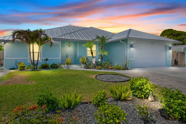 $685,000 | 6481 Southeast Clairmont Place, Hobe Sound, FL 33455