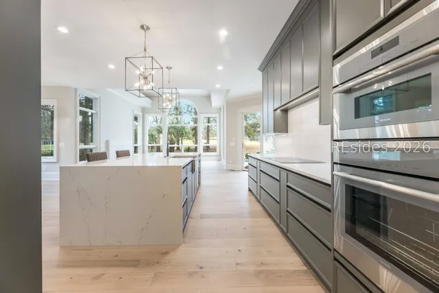 $2,300,000 | 33 Lexington Drive, Bluffton, SC 29910