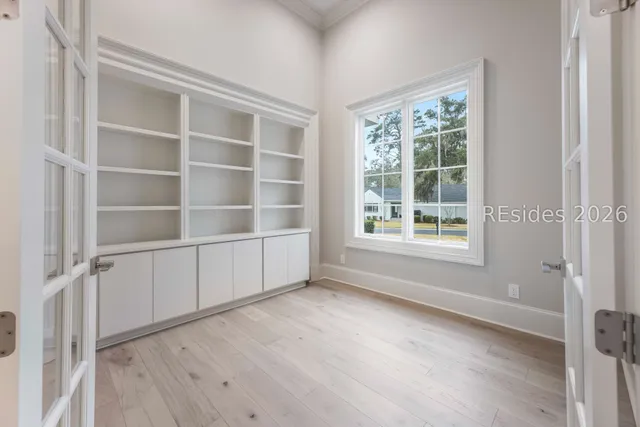 $2,300,000 | 33 Lexington Drive, Bluffton, SC 29910