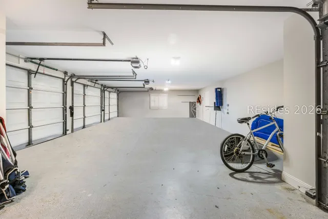 $2,300,000 | 33 Lexington Drive, Bluffton, SC 29910