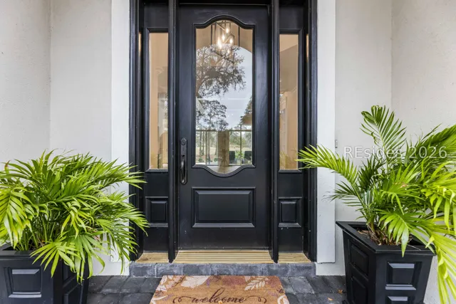 $2,300,000 | 33 Lexington Drive, Bluffton, SC 29910