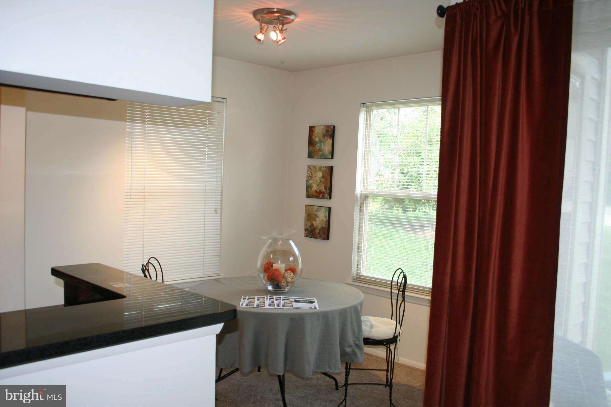 1729 Ascot Way, Unit B Reston, VA 20190 - Photo 5 of 18 Dining Room