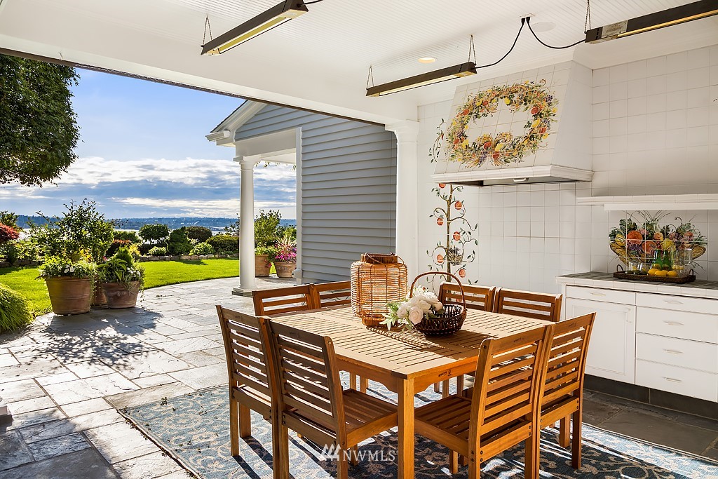 2247 Evergreen Point Road Medina, WA 98039 - Photo 16 of 37