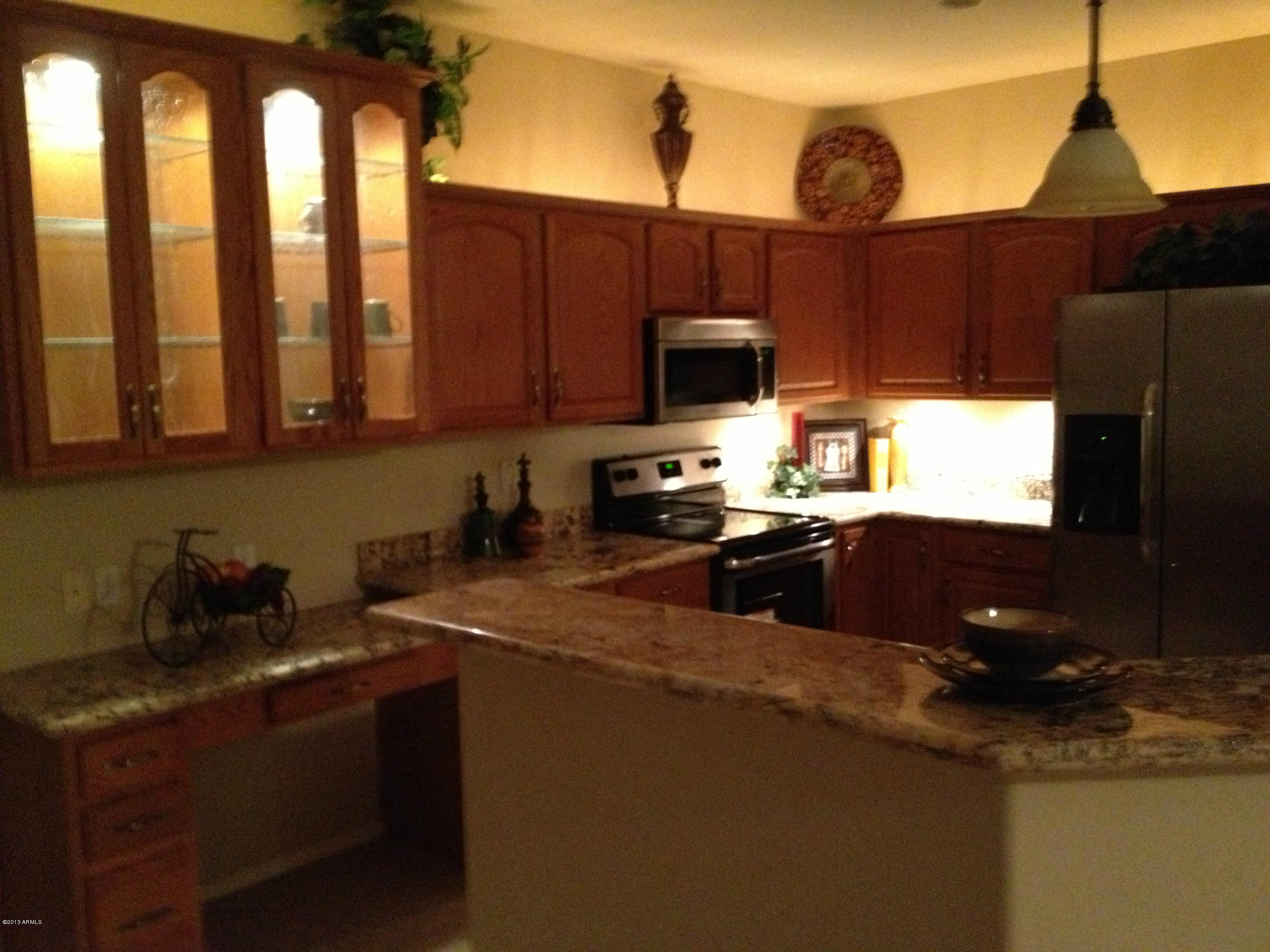 2415 West Carter Road Phoenix, AZ 85041 - Photo 22 of 78 IMG_4124