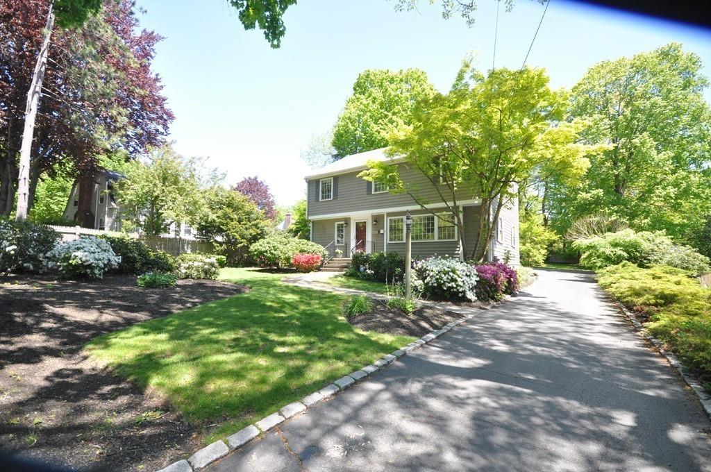 6 Juniper Road Wellesley, MA 02482 - Photo 3 of 34