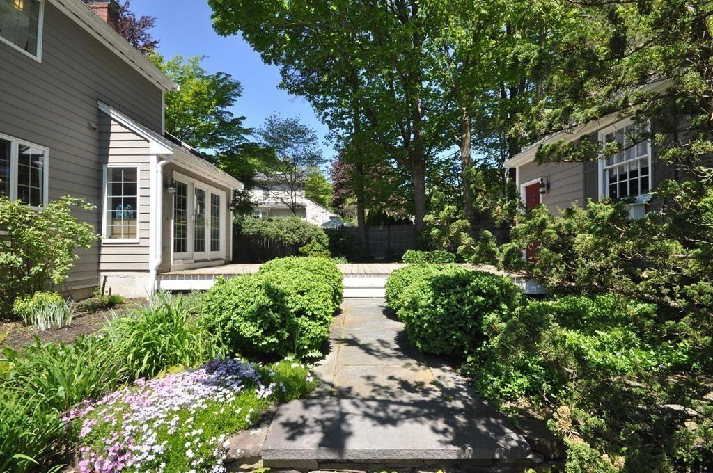 6 Juniper Road Wellesley, MA 02482 - Photo 32 of 34