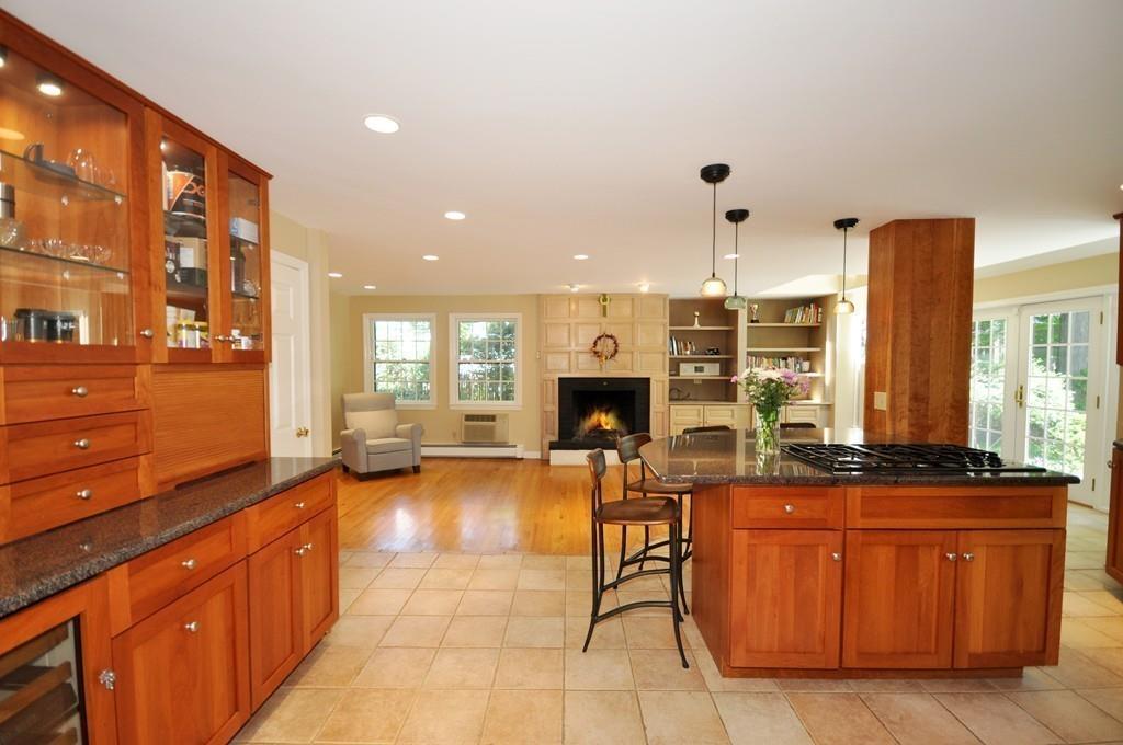 6 Juniper Road Wellesley, MA 02482 - Photo 6 of 34