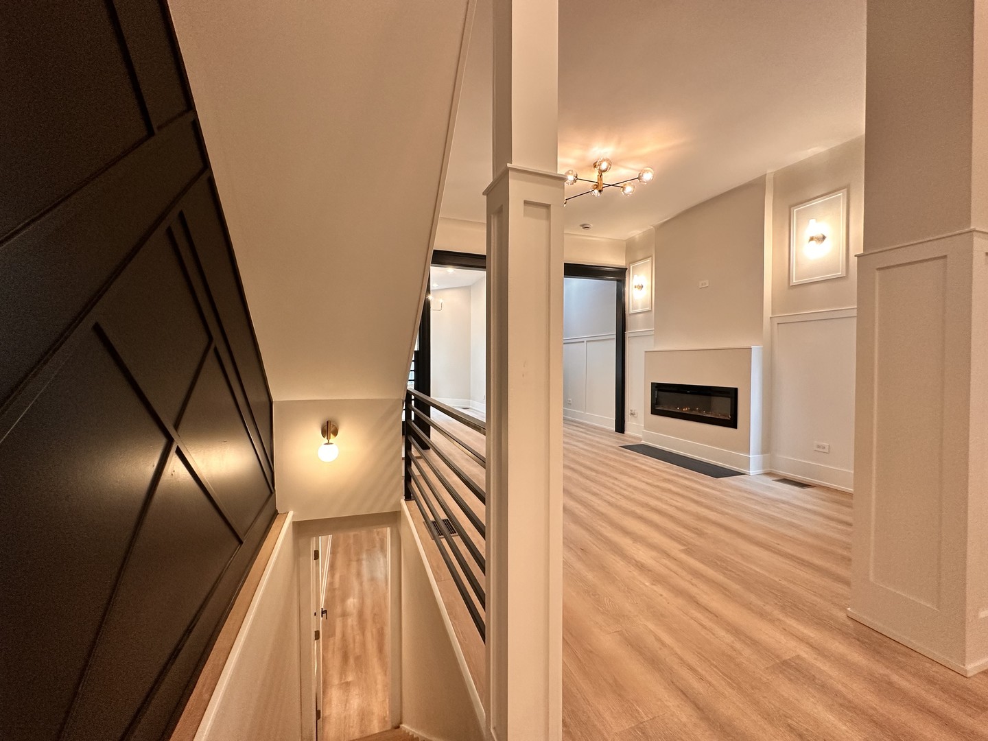 4409 South Prairie Avenue Chicago, IL 60653 - Photo 15 of 44 a view of gallery