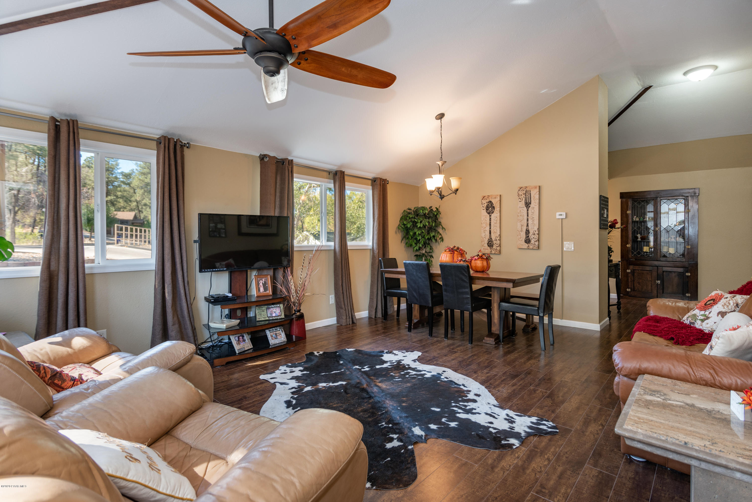 530 Copper Basin Road Prescott, AZ 86303 - Photo 6 of 35 Living Room Dining