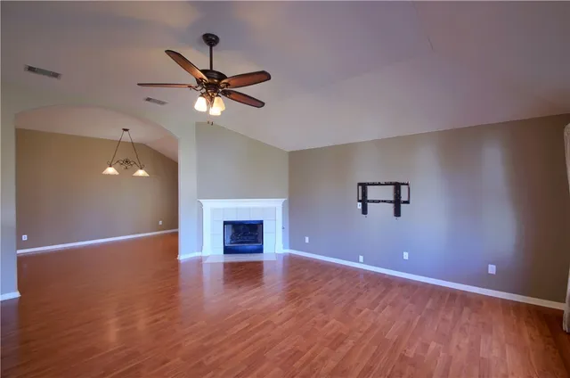 $2,275 | 129 Copperwood Loop, Round Rock, TX 78665