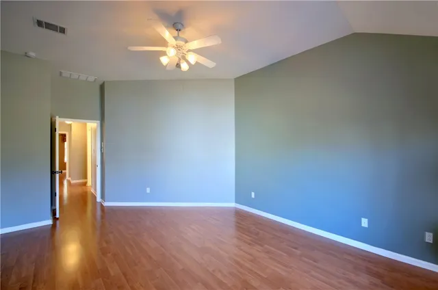 $2,275 | 129 Copperwood Loop, Round Rock, TX 78665