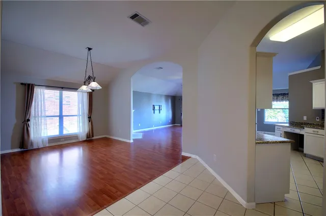 $2,275 | 129 Copperwood Loop, Round Rock, TX 78665