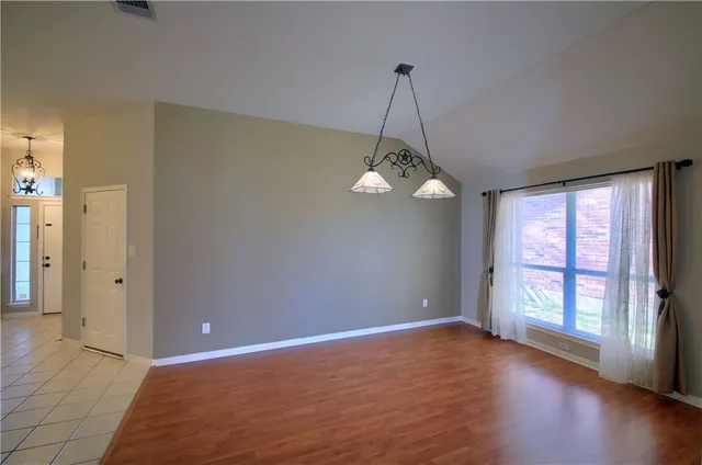 $2,275 | 129 Copperwood Loop, Round Rock, TX 78665