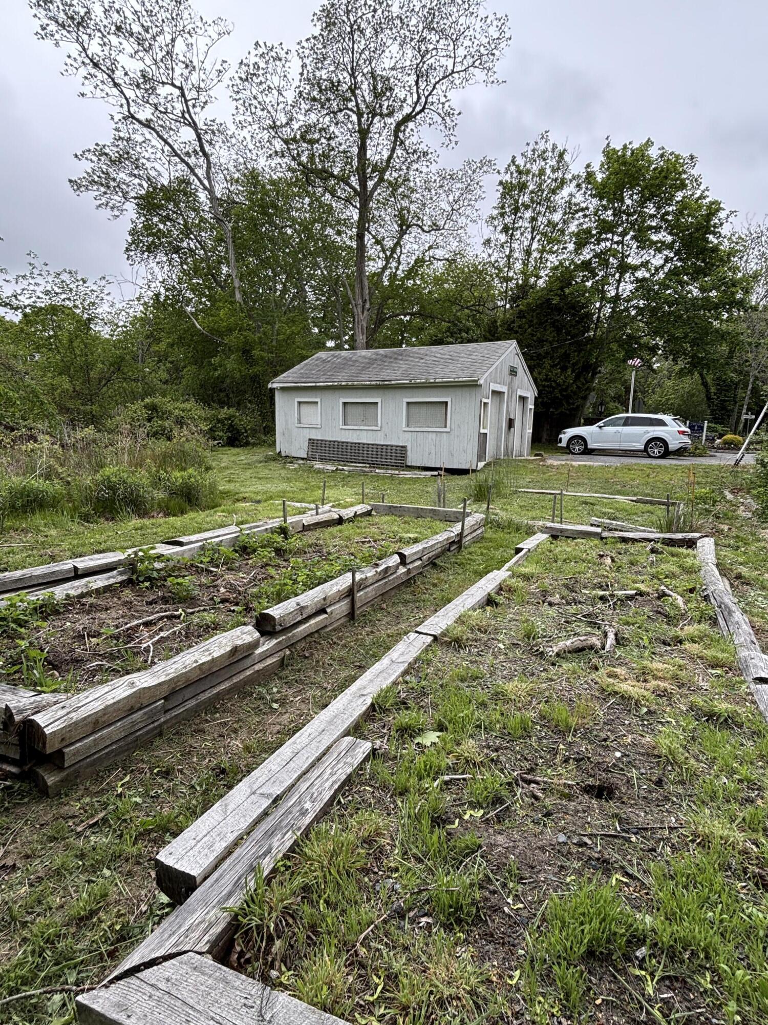 4375 Main Street Barnstable, MA 02675 - Photo 3 of 10 Beds with shed