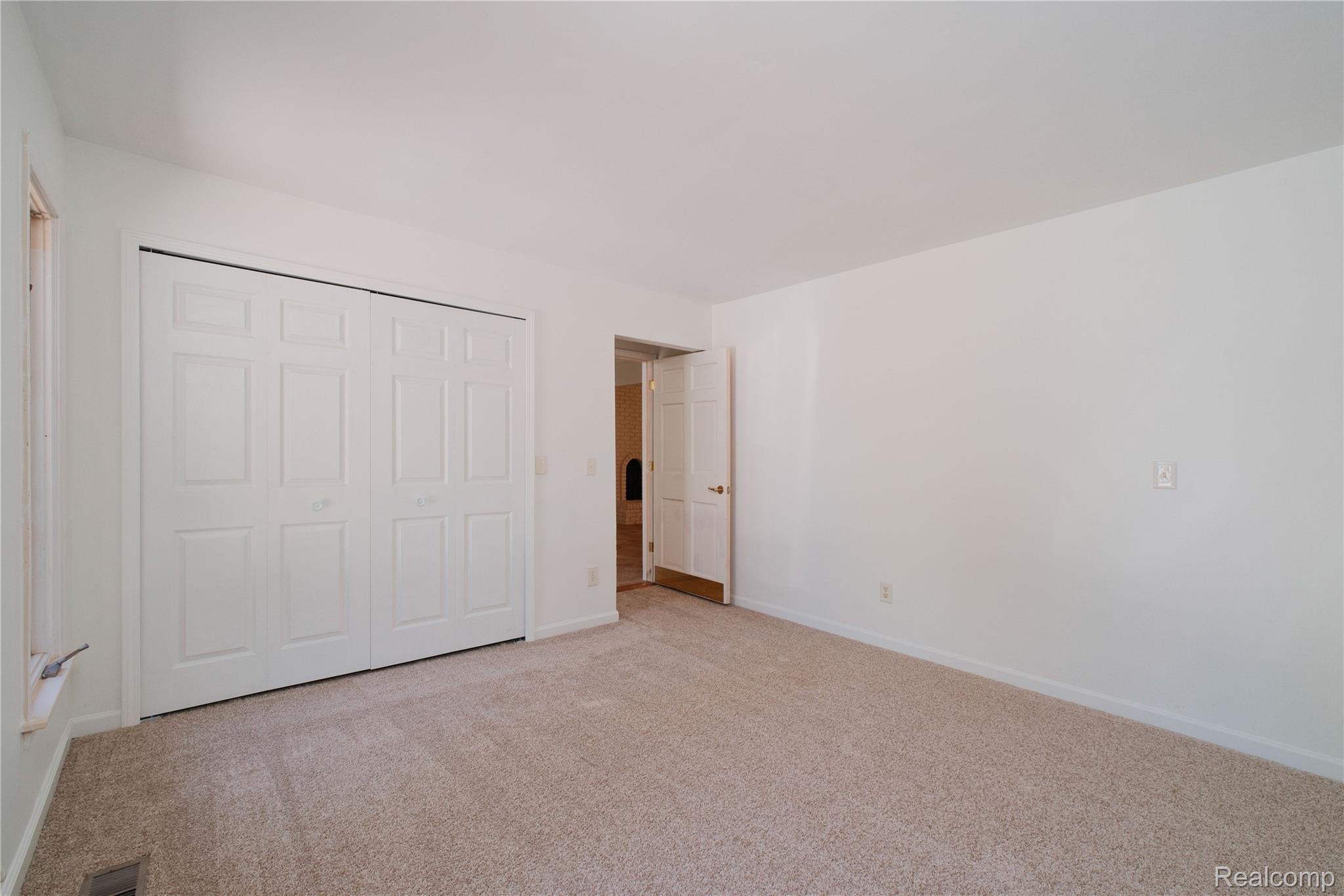 11050 Wealthy Lane Romeo, MI 48065 - Photo 20 of 53 11050 Wealthy0053.jpg