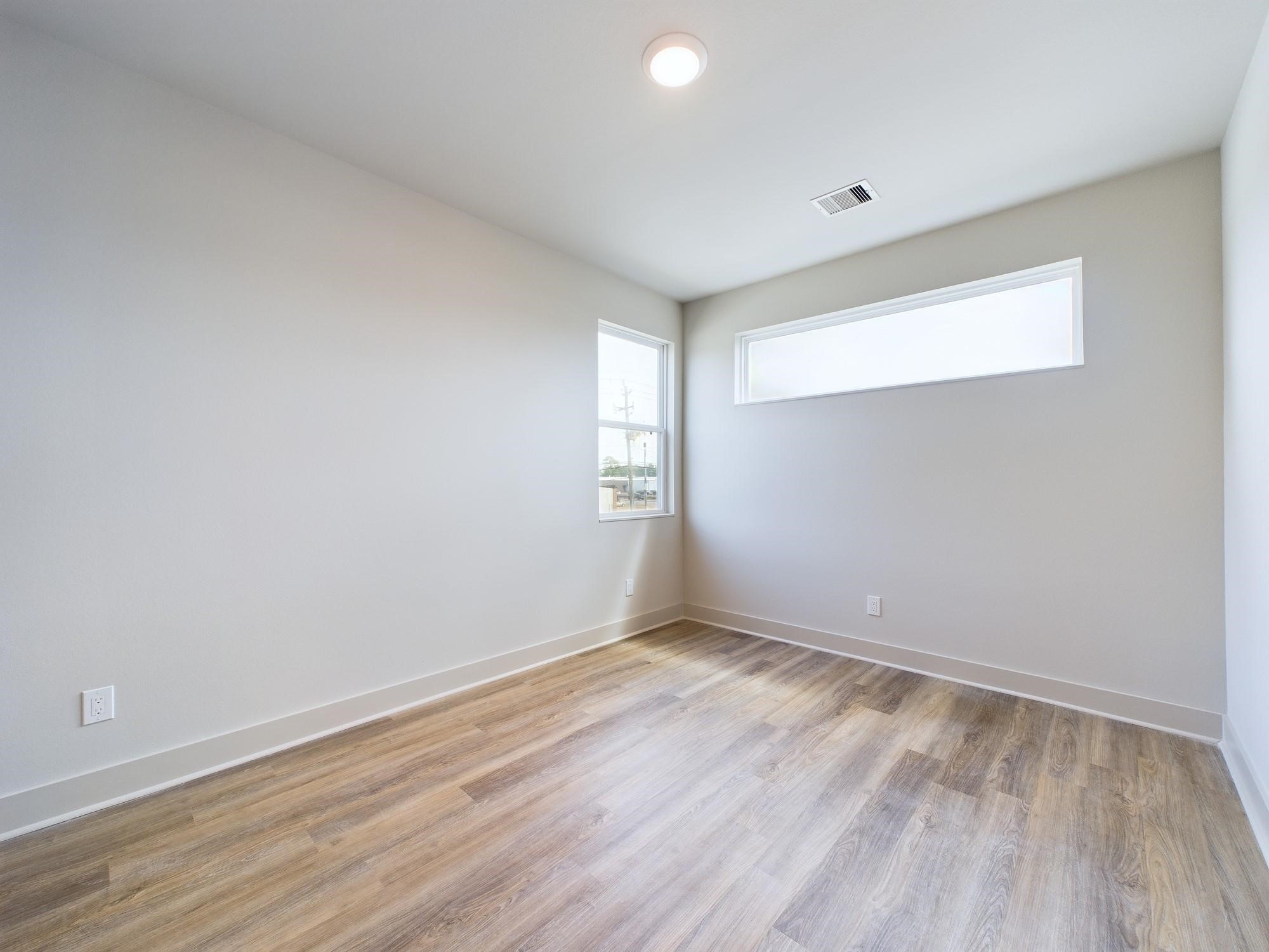 5726 Rucio Lane Houston, TX 77092 - Photo 24 of 35 Gallery Image 24