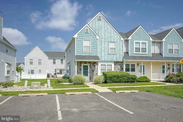 $299,900 | 1021 Hillsboro Court, Sewell, NJ 08080