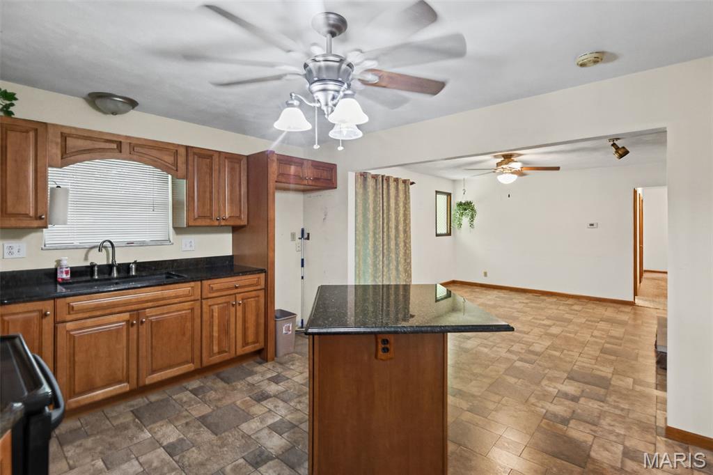 217 Hall Point Fairview Heights, IL 62208 - Photo 10 of 18 Gallery Image 10