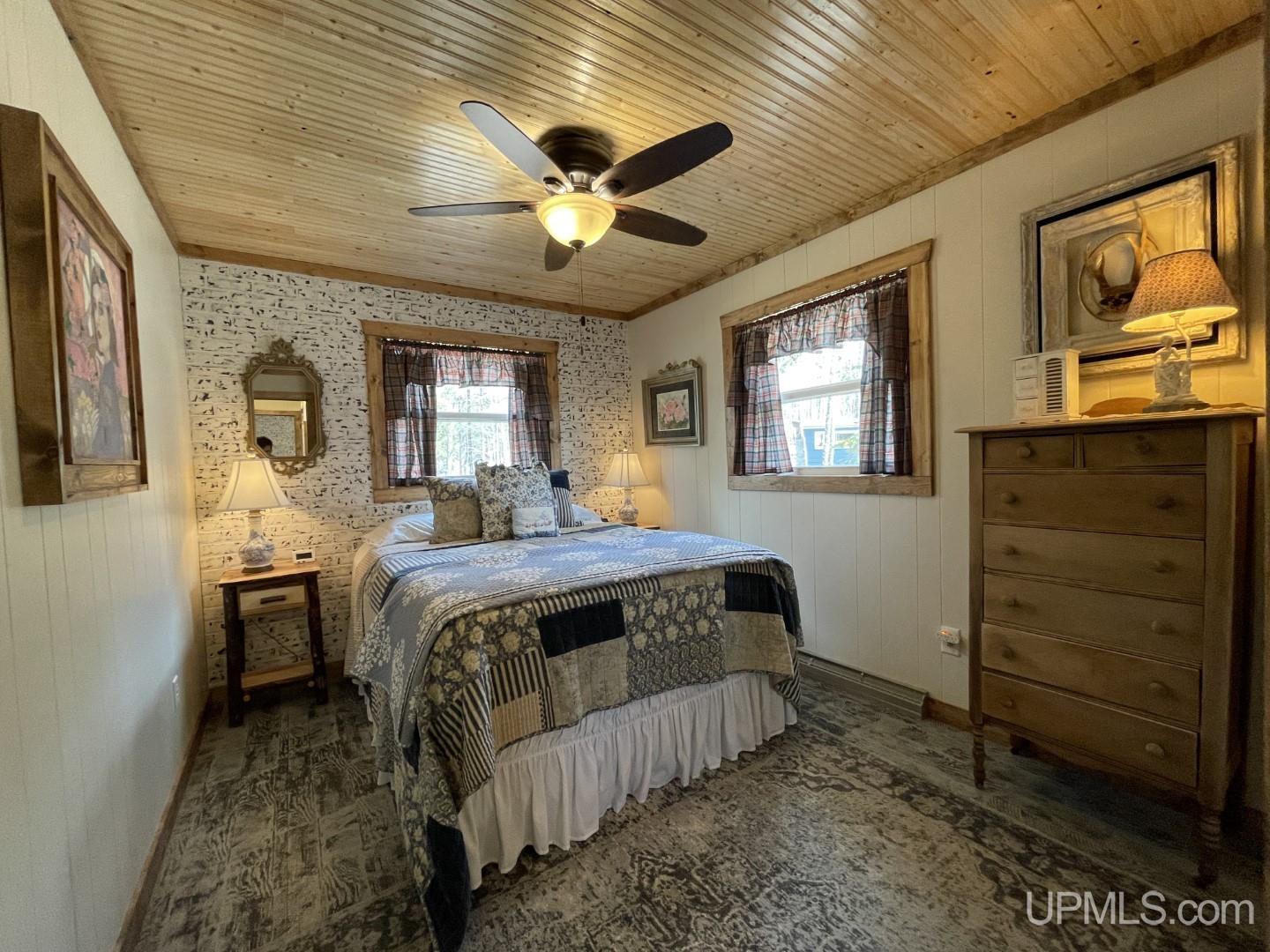 13818 Bayview Road Skanee, MI 49962 - Photo 17 of 69 Gallery Image 17