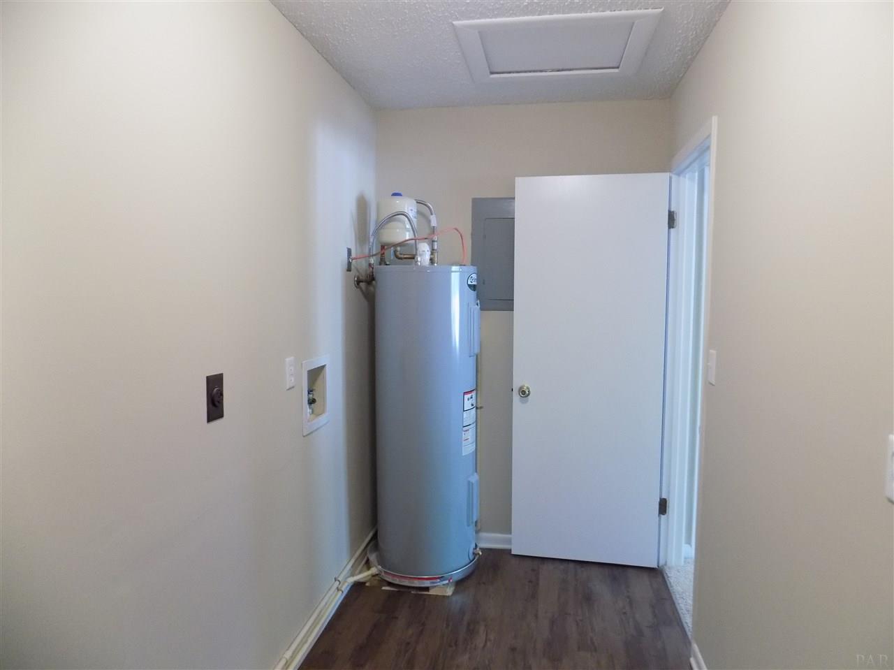 556 Woodlow Road Niceville, FL 32578 - Photo 12 of 23 Gallery Image 12